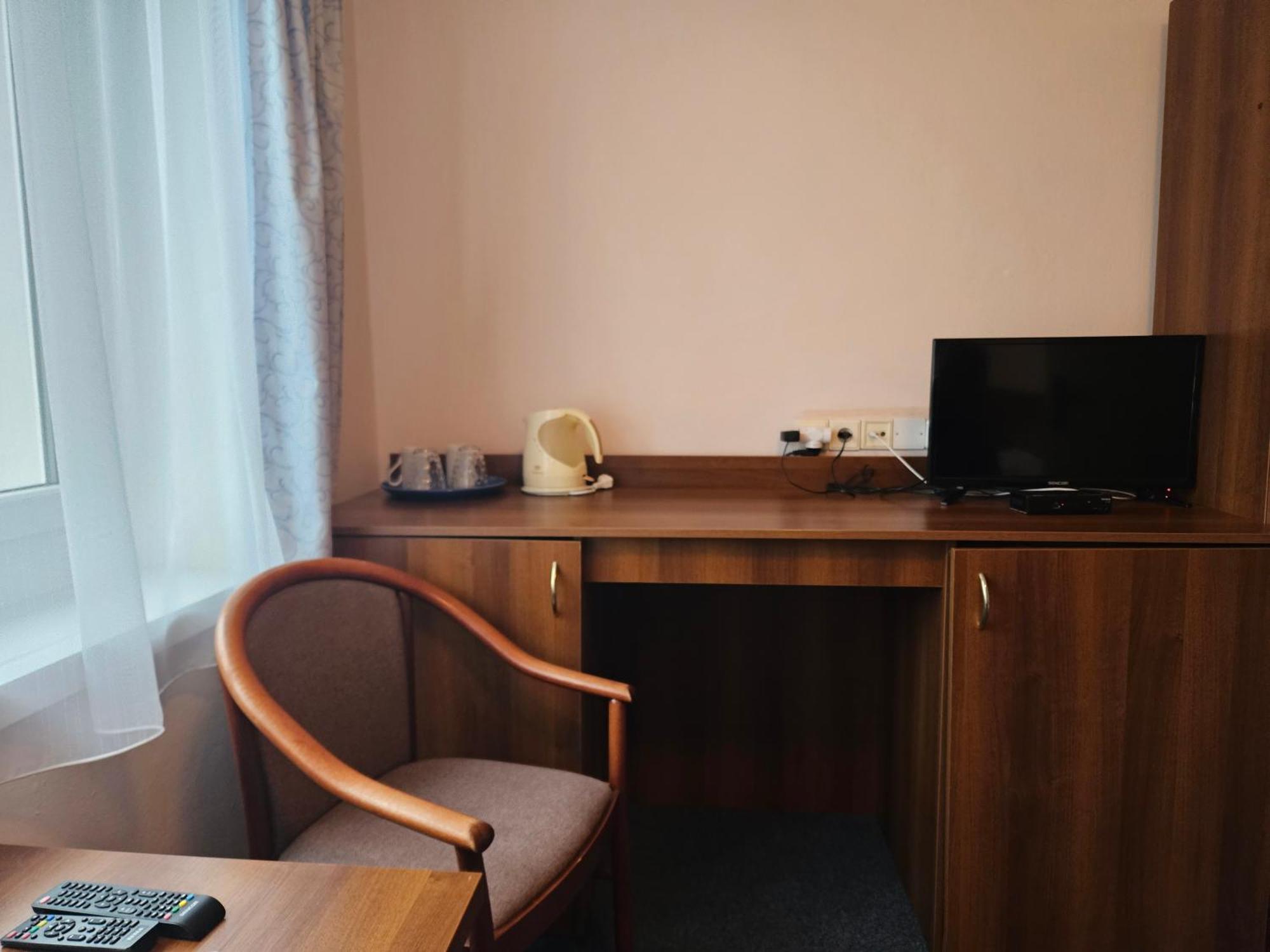 Hotel Trim Пардубице Экстерьер фото