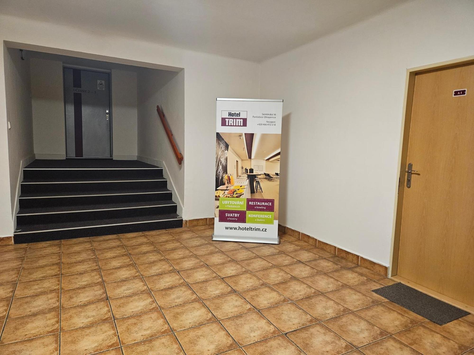 Hotel Trim Пардубице Экстерьер фото
