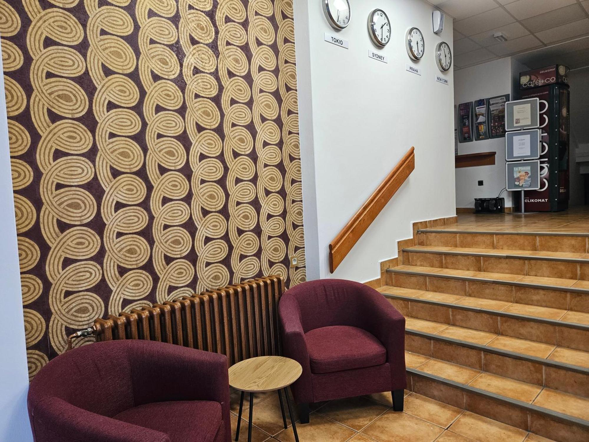 Hotel Trim Пардубице Экстерьер фото